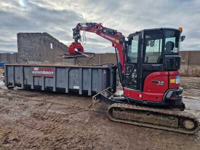 YANMAR VIO38 s drapákem DGS20